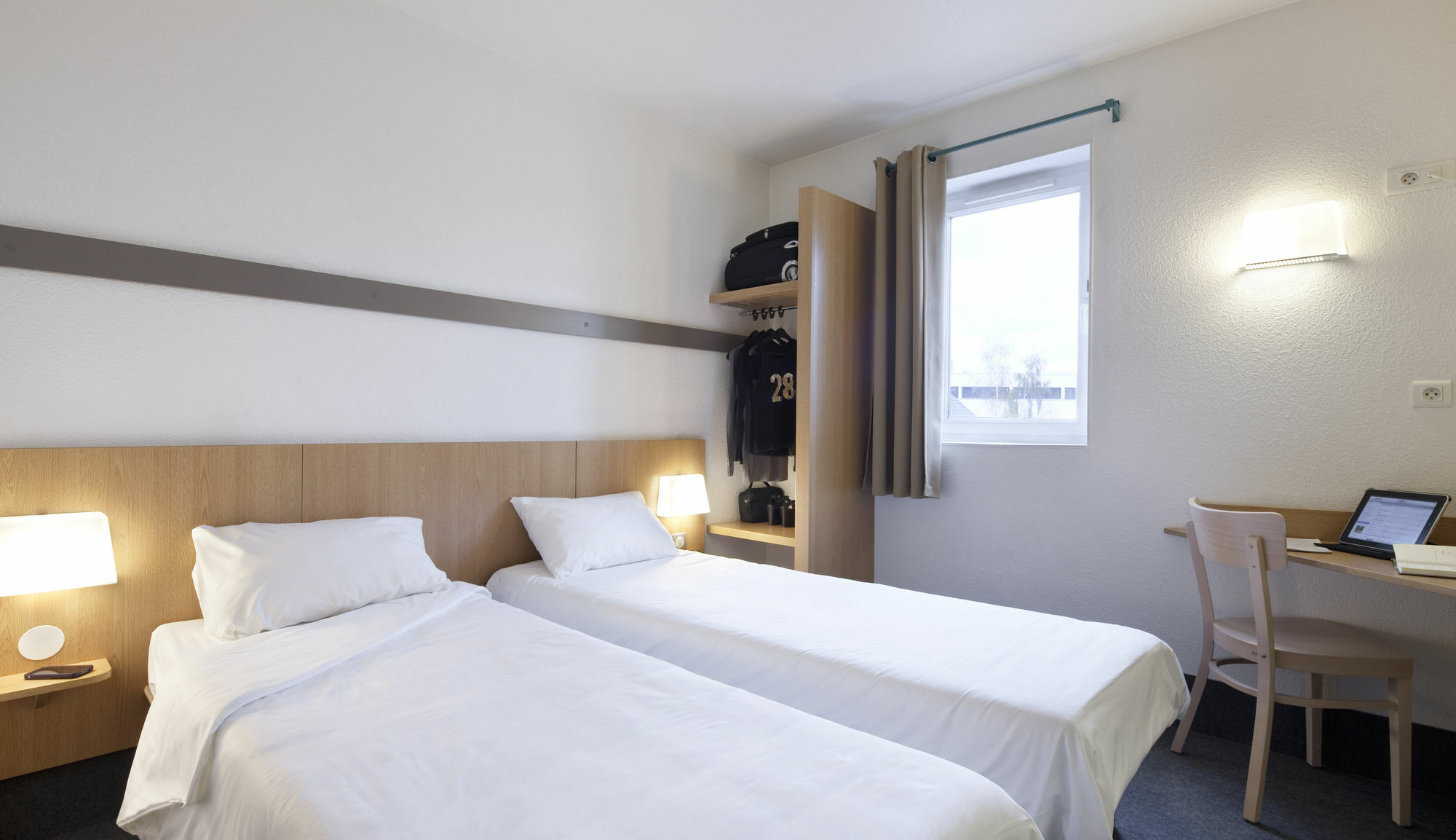 B&B Hotel Lorient Caudan المظهر الخارجي الصورة